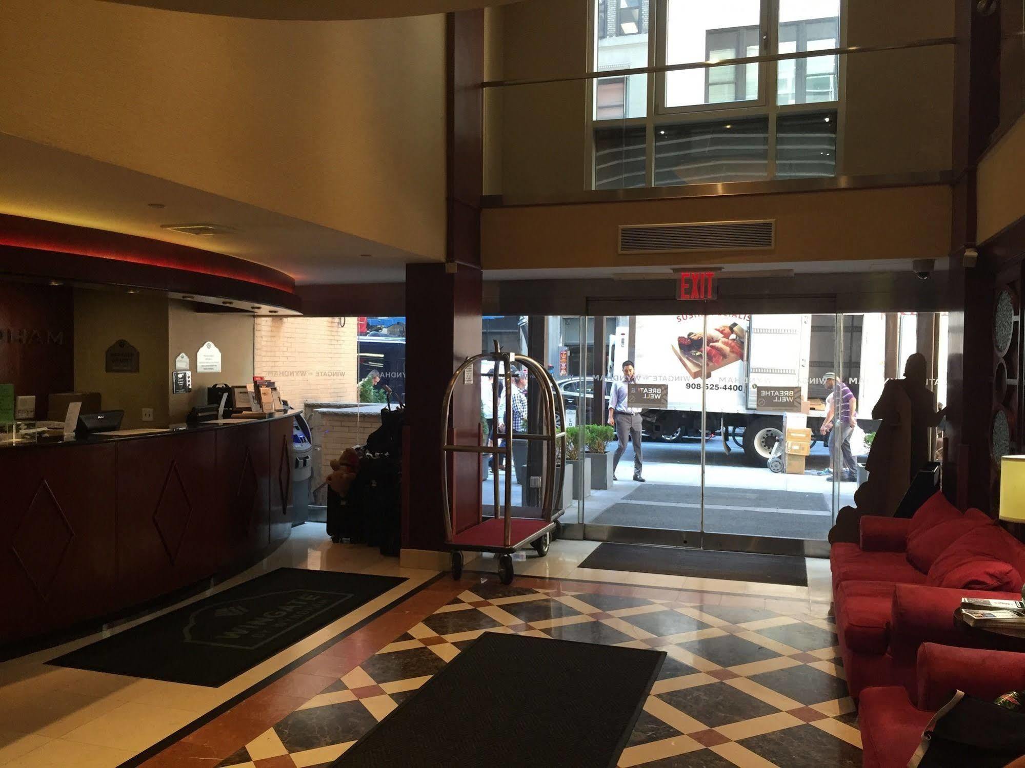 Wingate By Wyndham Manhattan Midtown 뉴욕 외부 사진